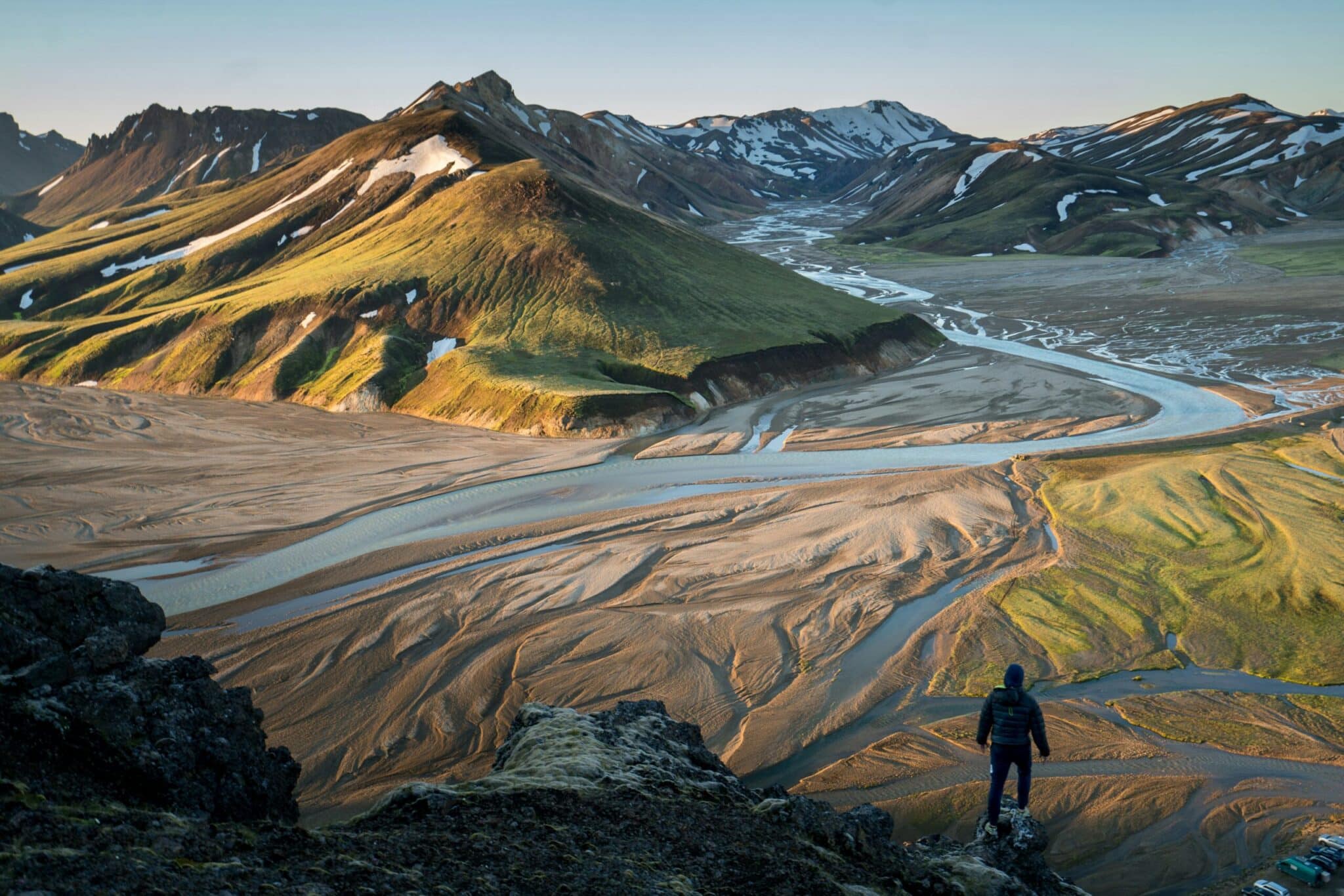 Iceland, an island nation in the North Atlantic Ocean, is renowned for its stunning natural landscapes, geothermal activity, and unique cultural heritage.