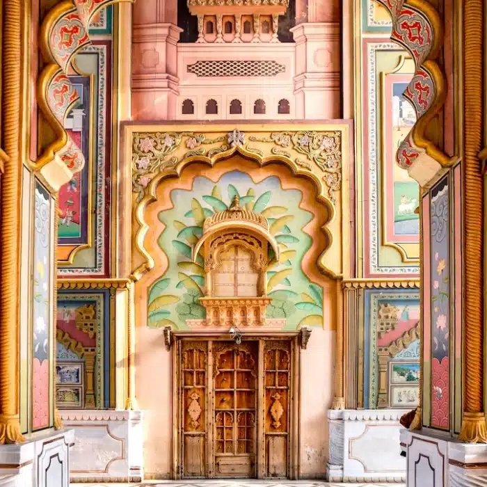 The beautiful and intricate design of patrika gate in jaipur, Rajasthan